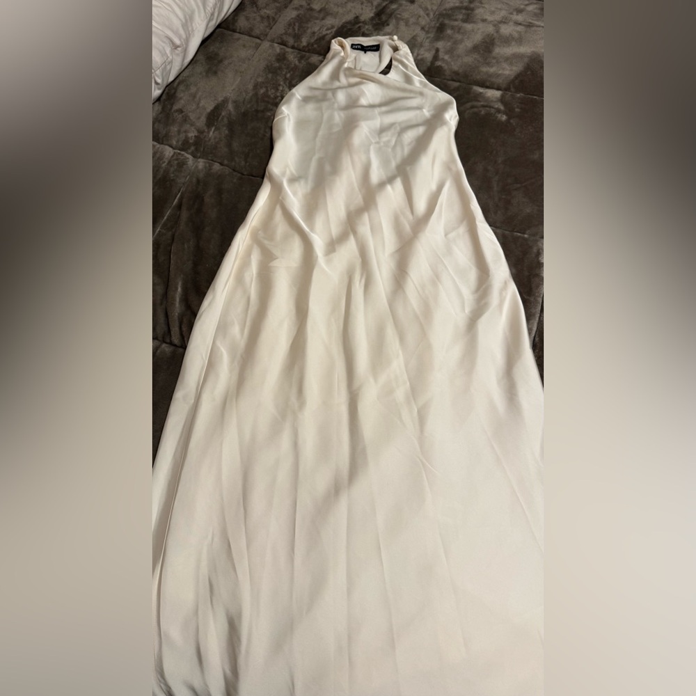 Zara - Cream Maxi Dress - Open back